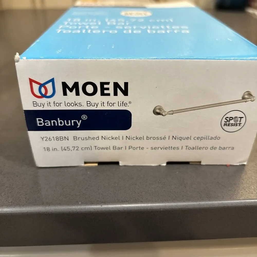 NIB MOEN Banbury 18 in. Towel Bar Spot Resist Brushed Nickel Y2618BN Sealed